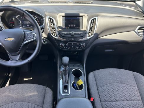 Certified 2024 Chevrolet Equinox LT FWD image 16