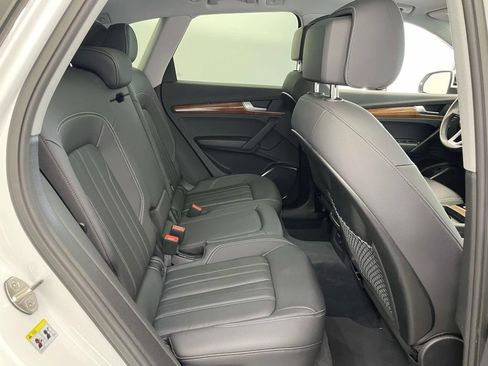 Used 2023 Audi Q5 2.0T Premium w/ Convenience Package AWD/4WD image 21