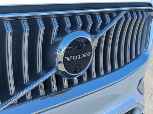 Used 2022 Volvo XC90 T8 Inscription AWD/4WD image 11