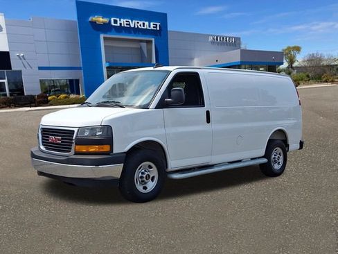 Used 2025 GMC Savana 2500 w/ Driver Convenience Package RWD image 34