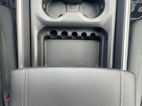 New 2026 RAM 1500 4x4 Crew Cab image 18
