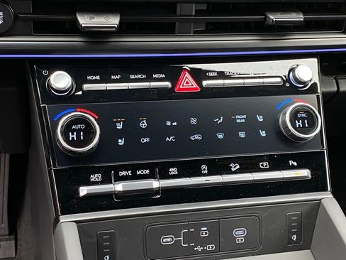 New 2026 Hyundai Santa Fe Calligraphy AWD/4WD image 18