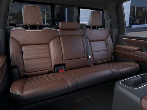 New 2026 GMC Sierra 2500 Denali Ultimate image 17