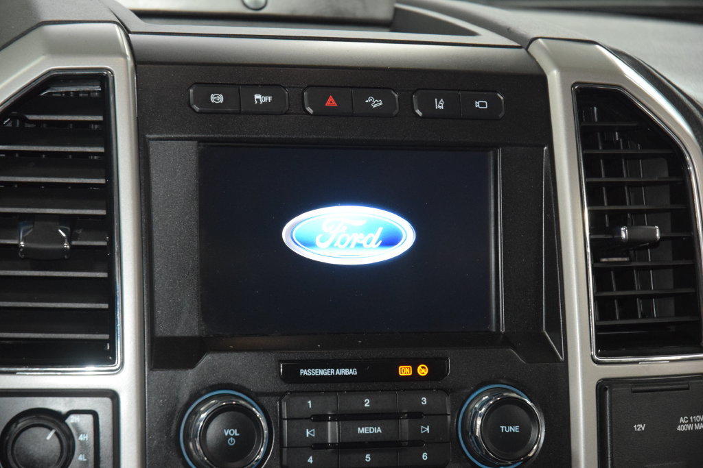 Used 2021 Ford F250 4x4 Crew Cab Super Duty image 30