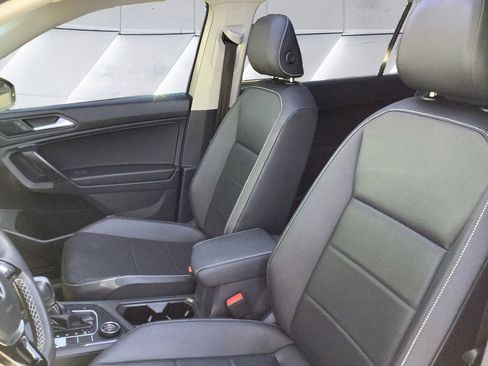 Used 2021 Volkswagen Tiguan SEL image 8