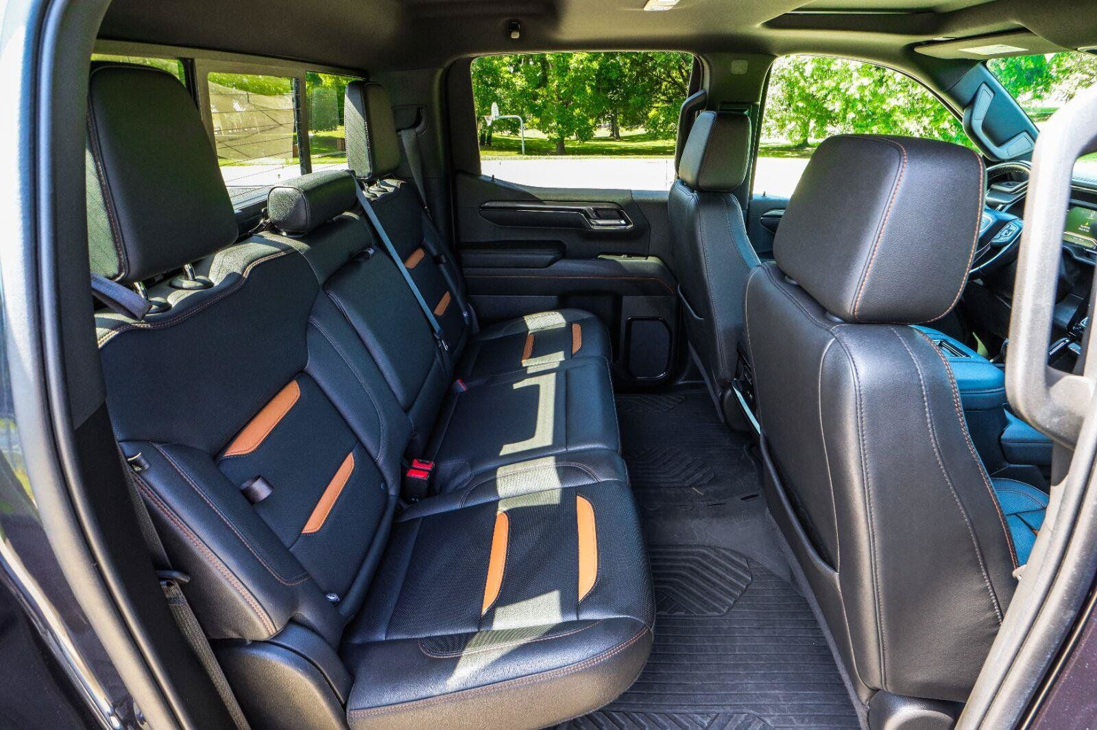 Used 2022 GMC Sierra 1500 AT4 w/ AT4 Premium Package AWD/4WD image 49