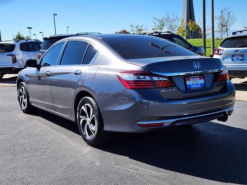 Used 2017 Honda Accord LX image 3