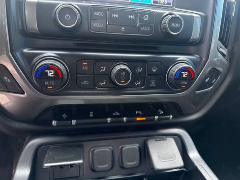Used 2018 Chevrolet Silverado 1500 LT w/ Texas Edition AWD/4WD image 28