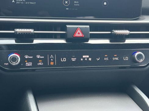 Used 2026 Kia Sportage SX Prestige image 21