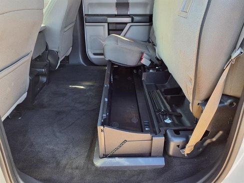 Used 2017 Ford F250 XLT w/ XLT Value Package image 22