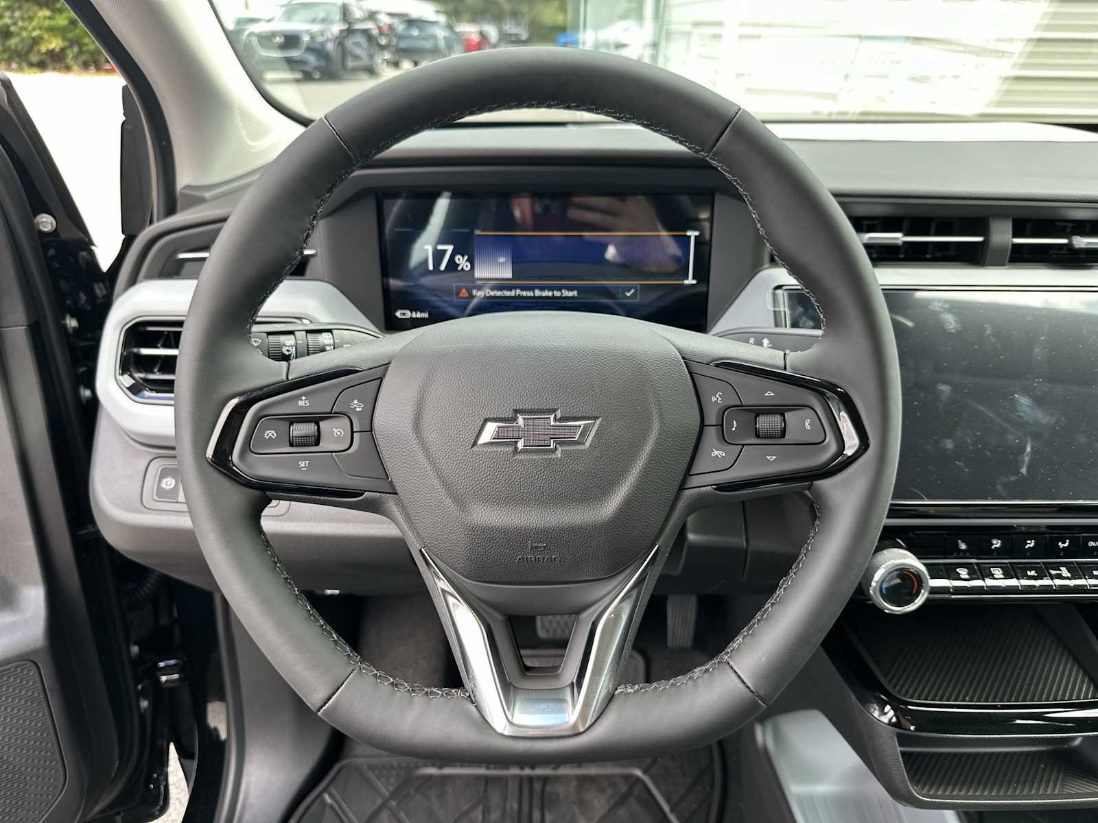 New 2027 Chevrolet Bolt LT w/ Comfort Package FWD image 20