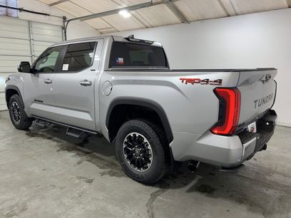 New 2025 Toyota Tundra SR5
