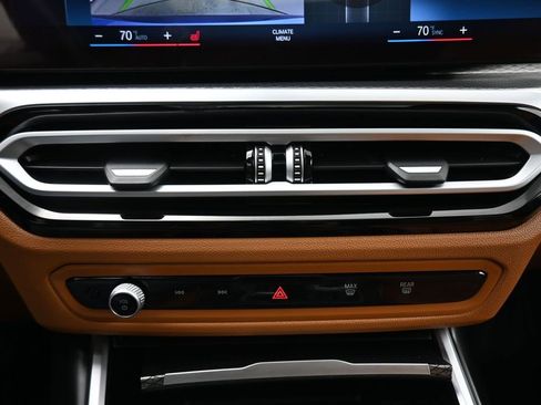 Used 2023 BMW 330i xDrive Sedan w/ M Sport Package image 22