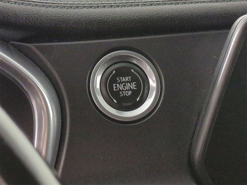 Certified 2020 Chevrolet Blazer LT image 16