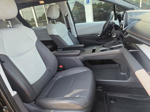 Used 2023 Toyota Sienna XSE w/ XSE Plus Package AWD/4WD image 21