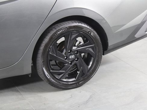 Used 2026 Hyundai Elantra Sport FWD image 15