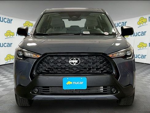 Used 2025 Toyota Corolla Cross L AWD/4WD image 2