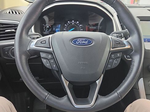 Used 2020 Ford Edge SEL w/ Convenience Package AWD/4WD image 24