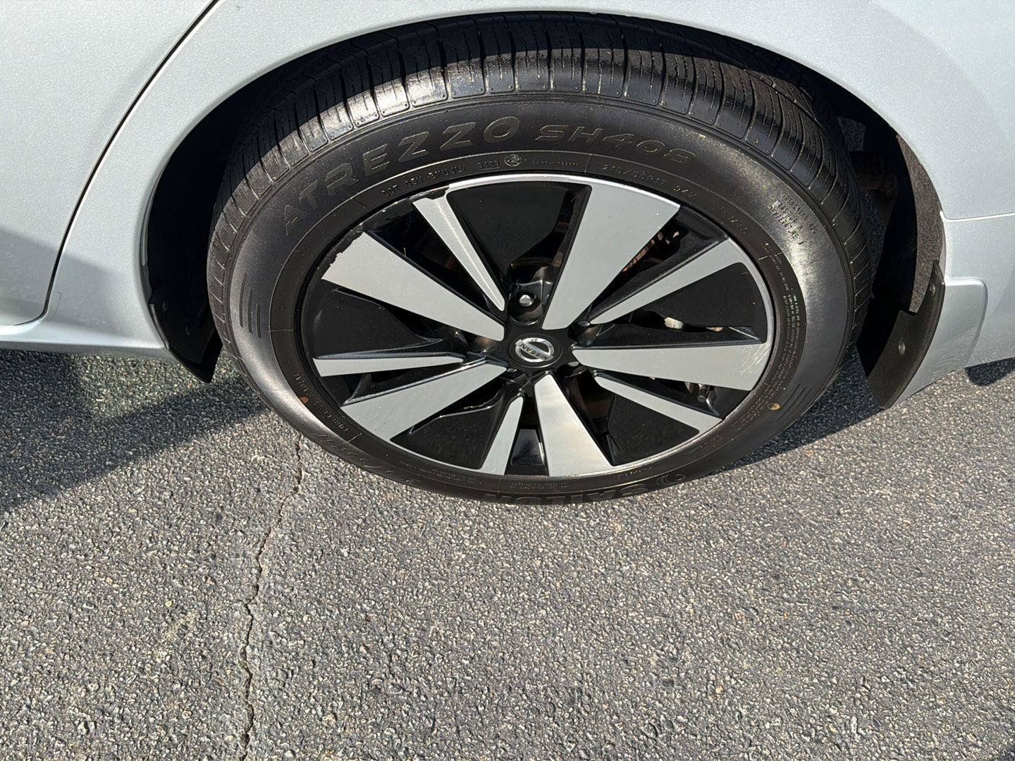 Used 2022 Nissan Altima 2.5 SL FWD image 37