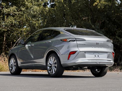 New 2025 Buick Envista Avenir image 6