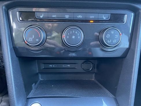 Used 2024 Volkswagen Tiguan S image 20