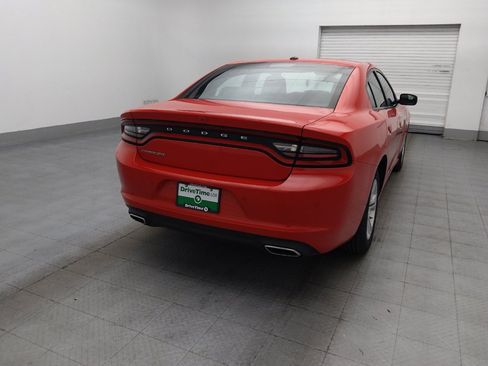 Used 2022 Dodge Charger SXT RWD image 7