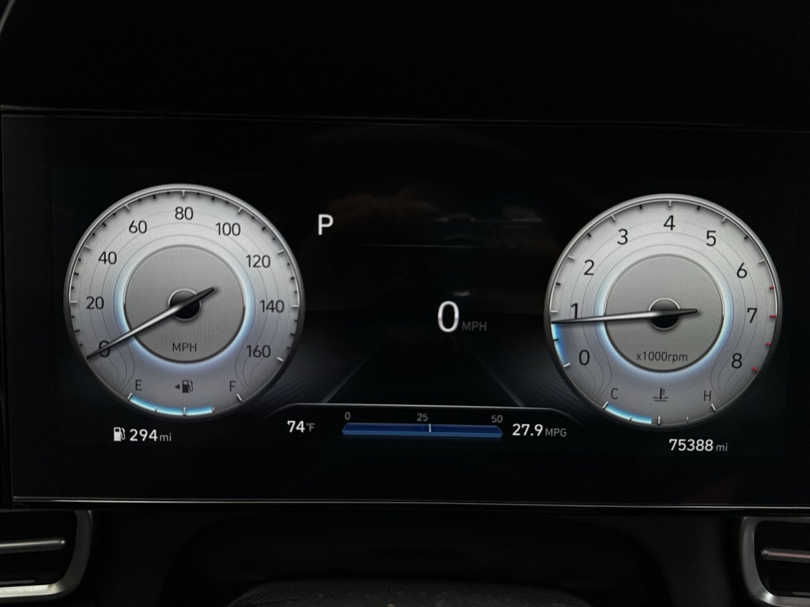 Used 2023 Hyundai Elantra Limited FWD image 13