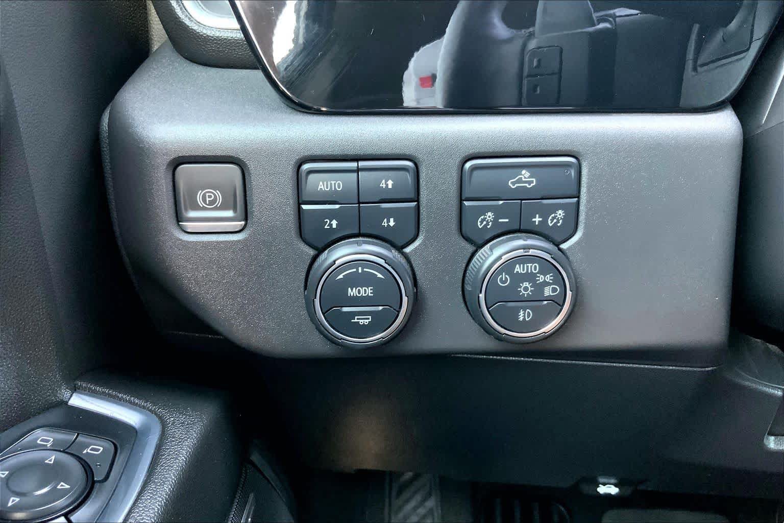 Certified 2024 Chevrolet Silverado 1500 RST w/ All Star Edition Plus AWD/4WD image 35
