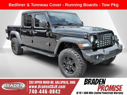 Used 2021 Jeep Gladiator Sport AWD/4WD image 1