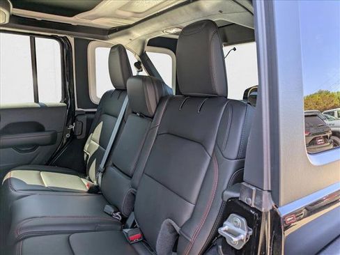 New 2024 Jeep Wrangler Unlimited Rubicon w/ Convenience Group image 15