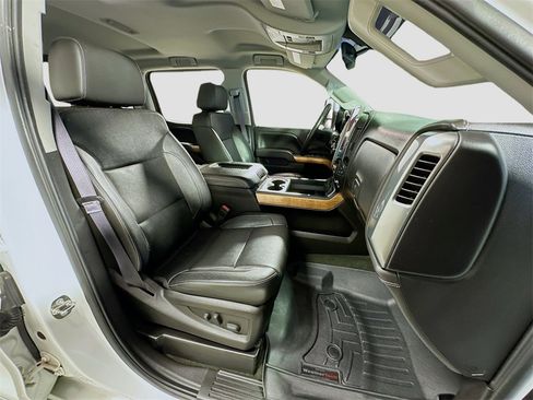 Used 2016 Chevrolet Silverado 3500 LTZ w/ Duramax Plus Package image 29