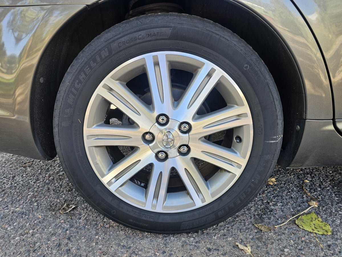 Used 2006 Toyota Avalon Limited FWD image 48