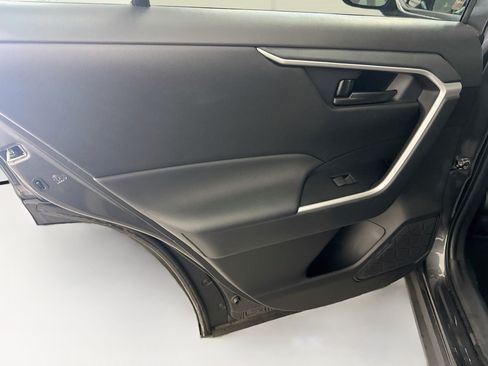 Used 2025 Toyota RAV4 LE AWD/4WD image 27