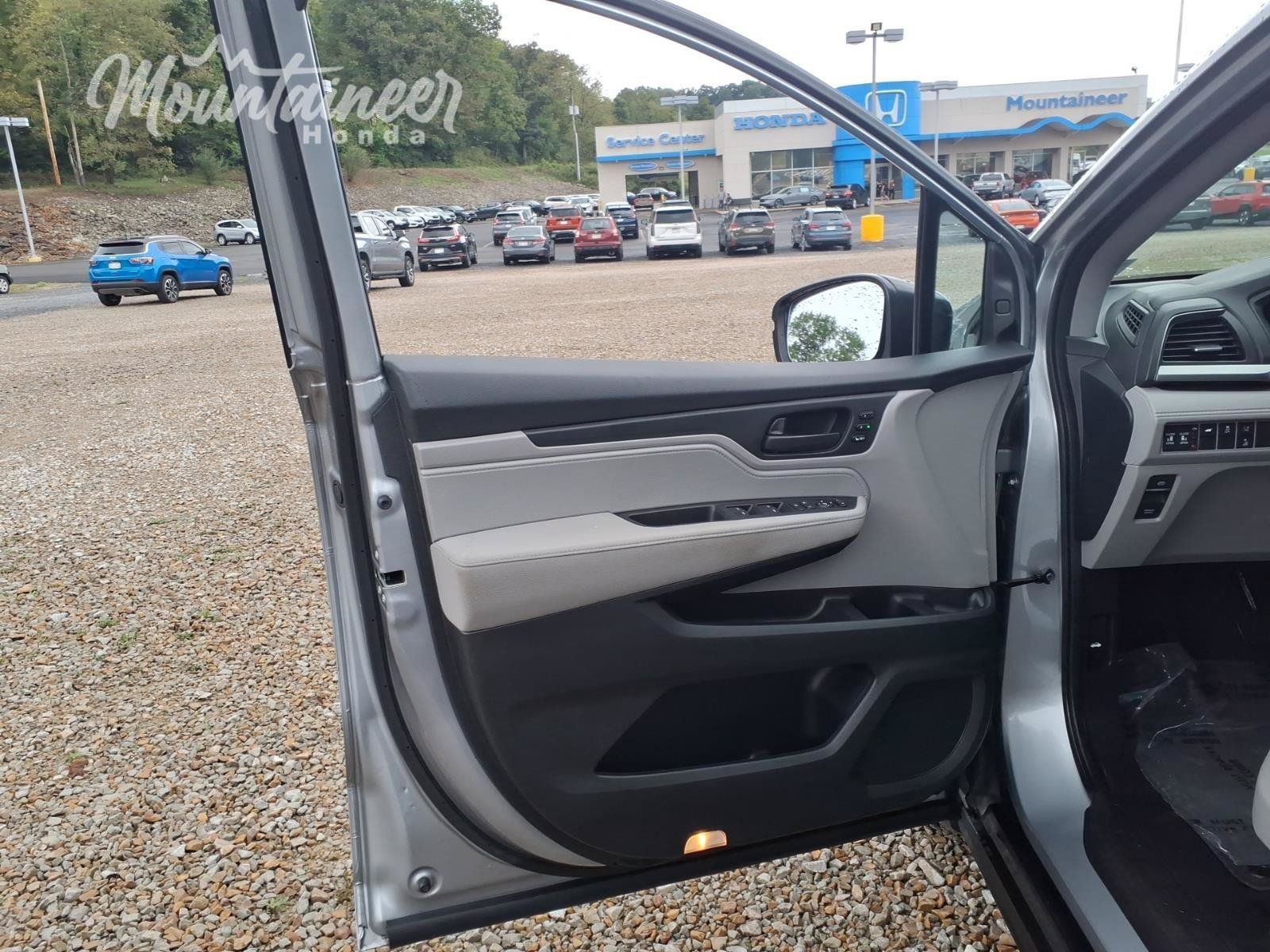 Used 2019 Honda Odyssey EX-L image 13