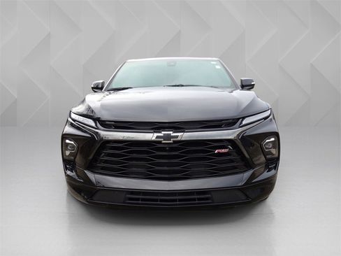 Used 2024 Chevrolet Blazer RS w/ Driver Confidence II Package image 8