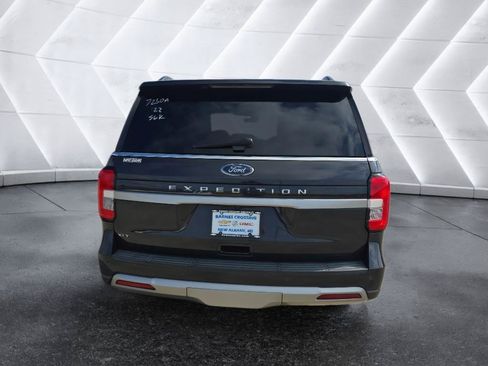 Used 2022 Ford Expedition XLT AWD/4WD image 6