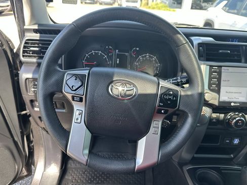 Used 2021 Toyota 4Runner SR5 Premium w/ Moonroof Package RWD image 22