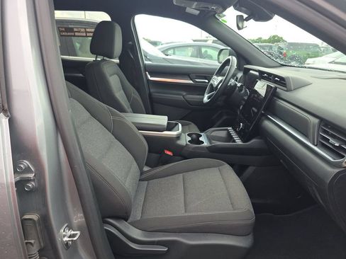 Used 2025 GMC Terrain Elevation AWD/4WD image 8