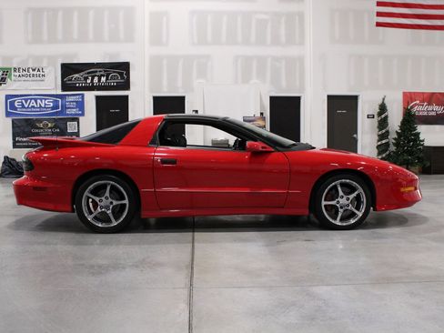 Used 1994 Pontiac Firebird Coupe image 25