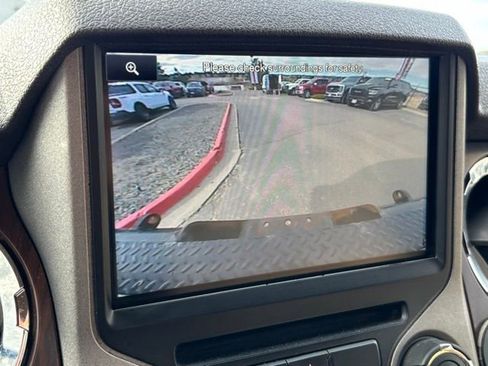 Used 2015 Ford F350 Lariat image 38