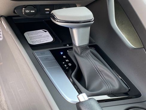 New 2026 Hyundai Elantra Sport FWD image 18