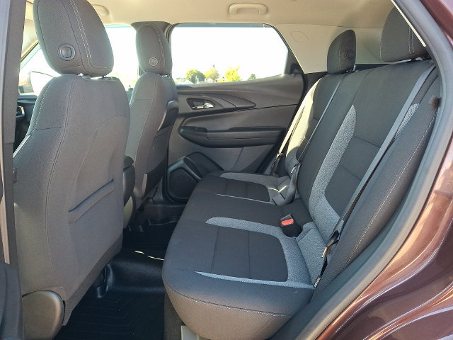 Used 2023 Chevrolet TrailBlazer LT w/ Convenience Package AWD/4WD image 11