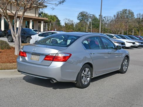 Used 2014 Honda Accord LX image 4