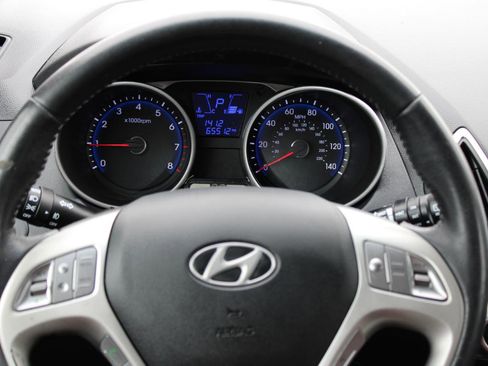 Used 2013 Hyundai Tucson Limited image 9