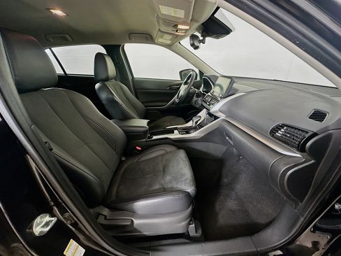 Used 2025 Mitsubishi Eclipse Cross SE AWD/4WD image 32