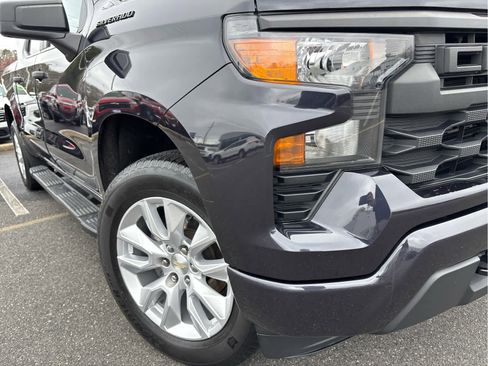 Certified 2022 Chevrolet Silverado 1500 Custom w/ LPO, Dark Essentials Package AWD/4WD image 19