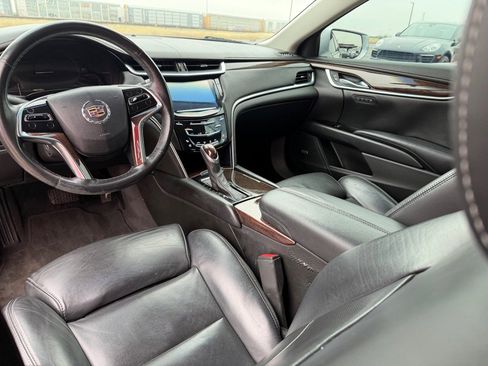 Used 2014 Cadillac XTS Luxury image 31