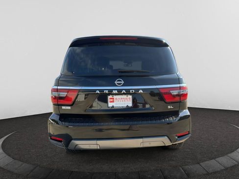 Used 2022 Nissan Armada SL w/ Captain's Chairs Package AWD/4WD image 5