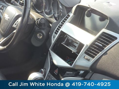 Used 2014 Chevrolet Cruze Diesel FWD image 20