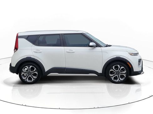 Used 2021 Kia Soul X-Line FWD image 2